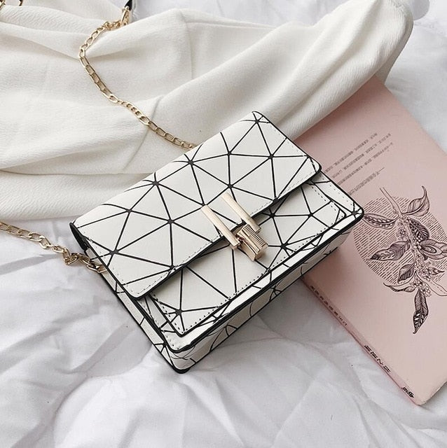 Jin Mantang New Summer Ladies Designer Handbags Chains Mini Bag Women Messenger Bags For Women Shoulder Bags Small Lock Flap Bag