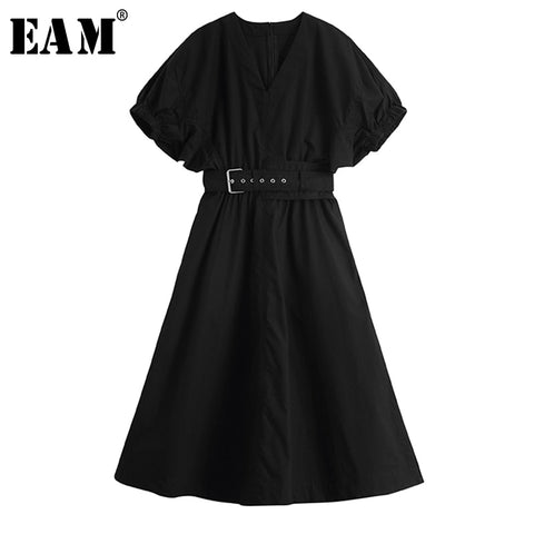 [EAM] Women Black Pleated Temperament Dress New V-Neck Short Puff Sleeve Loose Fit Fashion Tide Spring Summer 2020 1U976
